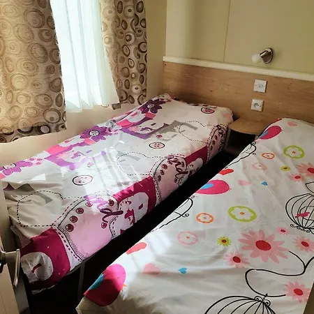 Aldeamento Turístico Mobil-home Victory 40 M² *